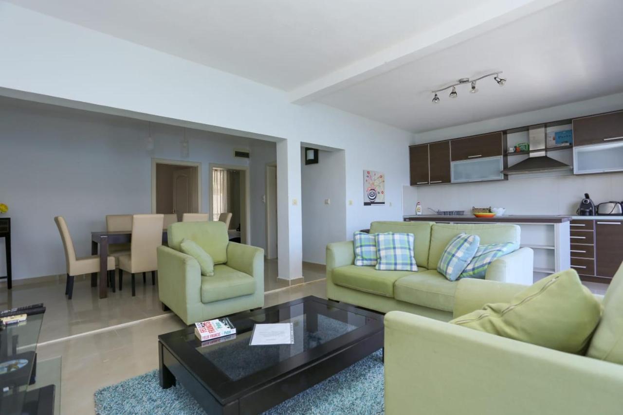 Mountain Bay Views Apartments Njivice Zewnętrze zdjęcie