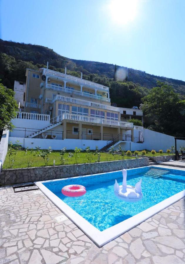 Mountain Bay Views Apartments Njivice Zewnętrze zdjęcie